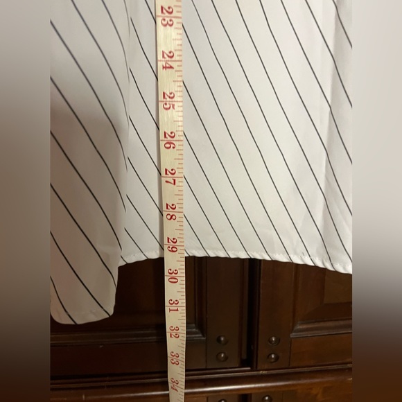 Fun pin striped chef styled loose fitting top. - Picture 7 of 8